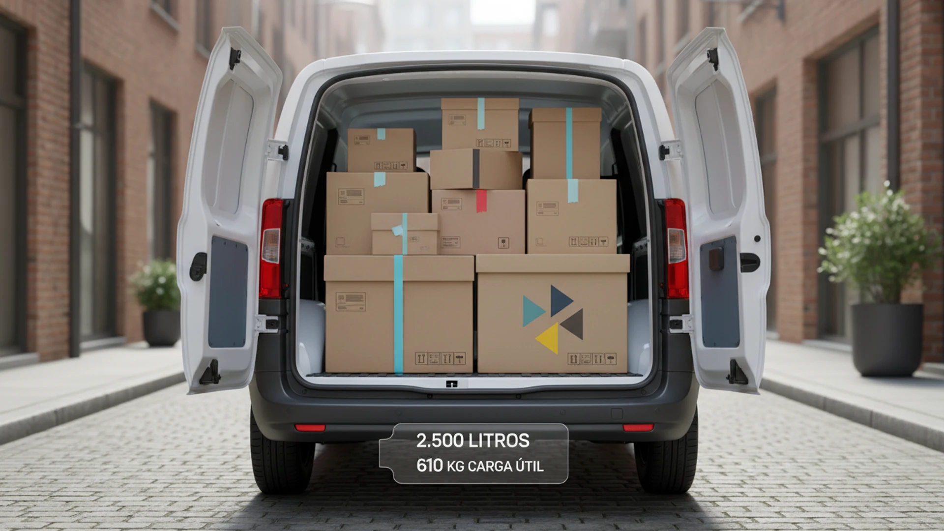 Fiat Fiorino cargando 610 kg, ideal para el reparto de pequeños comercios y emprendimientos, con 2,500 litros de volumen.